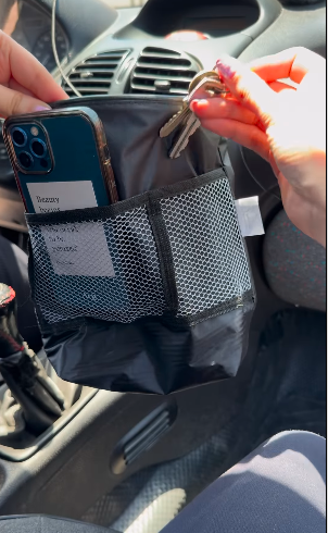 Car Garbage Bag – Keep Your Ride Clean & Tidy!