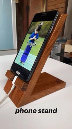 WOODEN MOBILE PHONE STAND