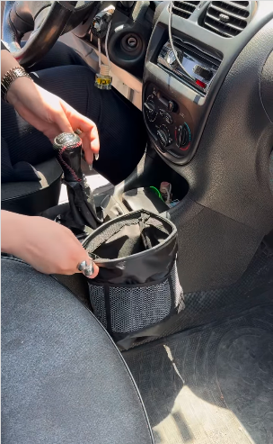 Car Garbage Bag – Keep Your Ride Clean & Tidy!