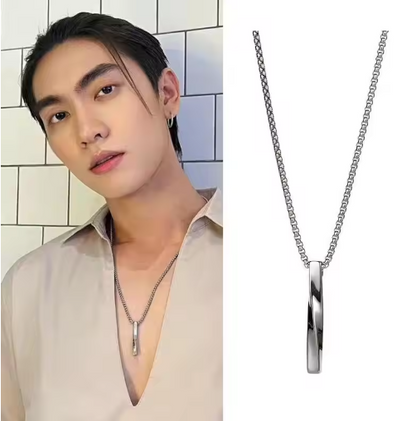 Twisted Vertical Bar Pendant