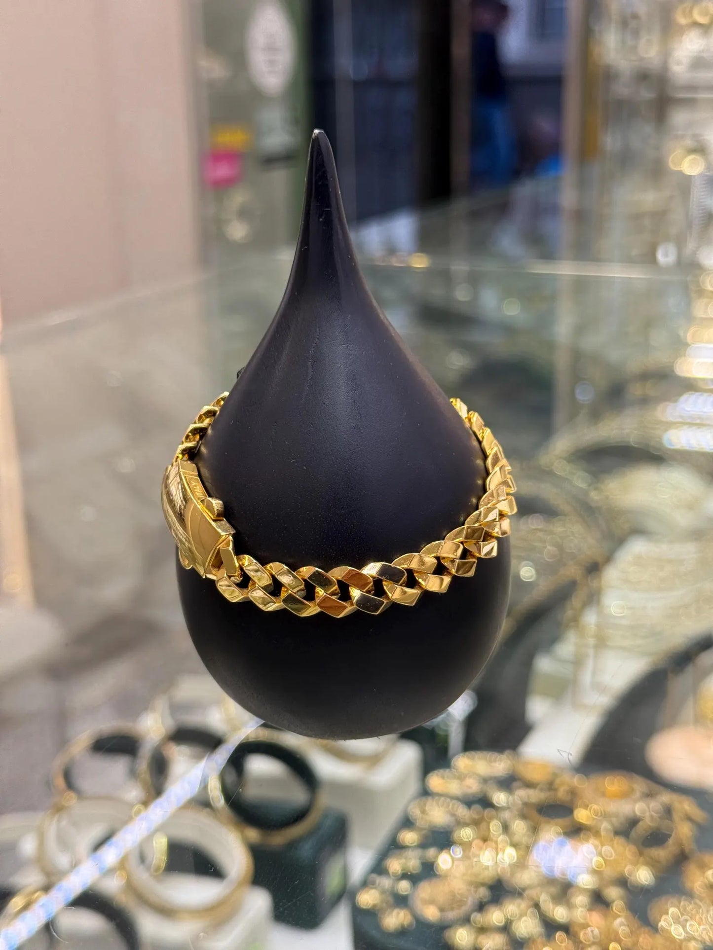 Deluxe Cuban Links Bracelet