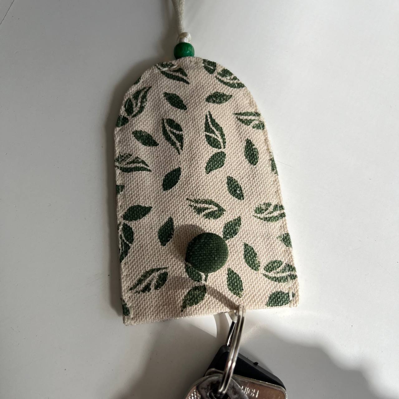 Jaswiichi: Green Leaf & Forest Design Bag